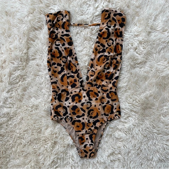 Agua de coco leopard print one piece swimsuit open back no padded size M - Picture 1 of 9